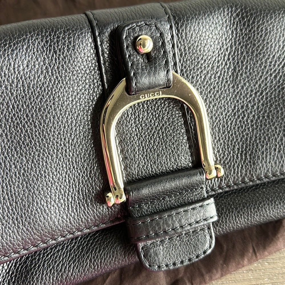 Gucci stirrup gold chain leather bag 💫 - Picture 2 of 8